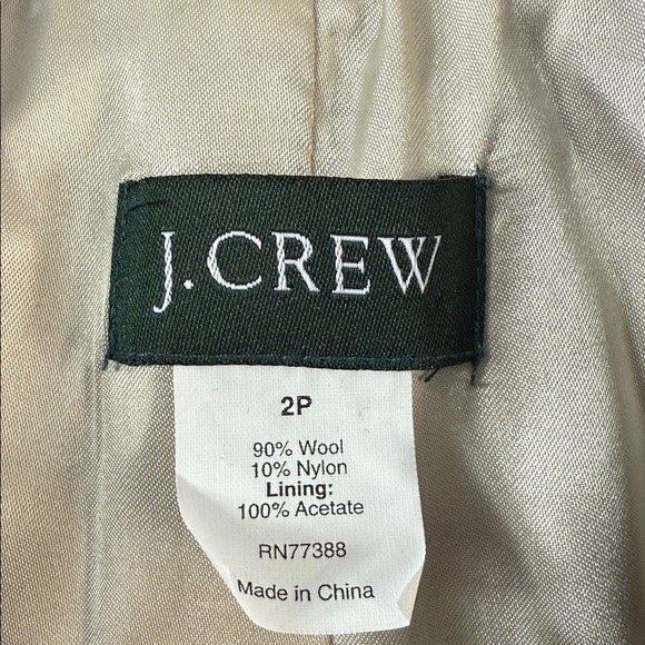 J.Crew Peacoat Blue Size 2 Petite Wool Blend
Gently used 2nd photo true color - Picture 9 of 17